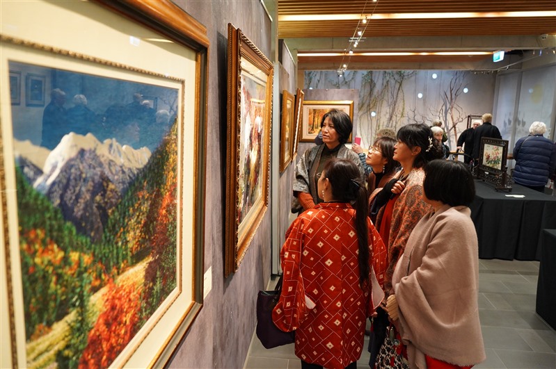 Visit of Japanese Kimono Club Added Colours to Magnificence of